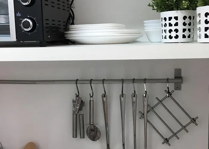 Beautiful Bright Cozy Apartment - Great Location